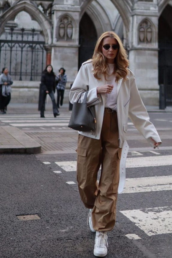 Calça cargo preta marrom