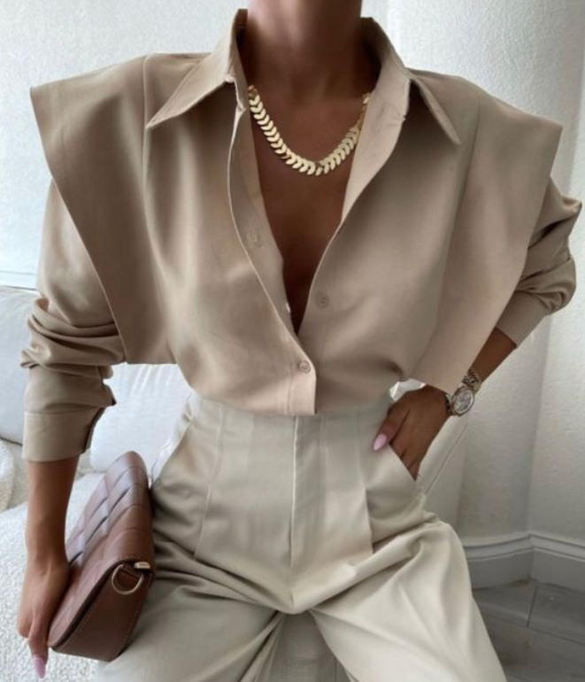 Cropped feminino com volume nos ombros